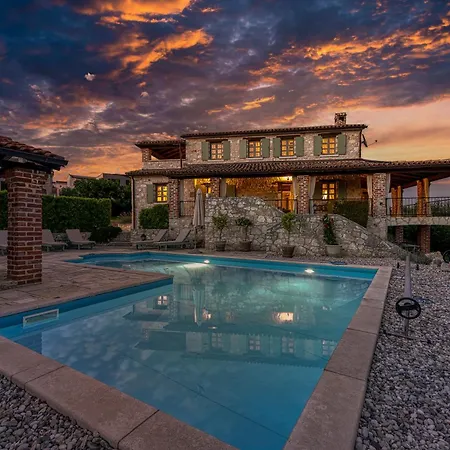 Rustic Istrian Villa Amyra With Pool Villa